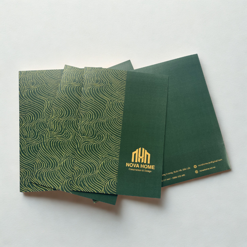 Một mẫu tệp đựng giấy A4 được thiết kế chuyên nghiệp sẽ tạo ấn tượng tốt với khách hàng và đối tác.